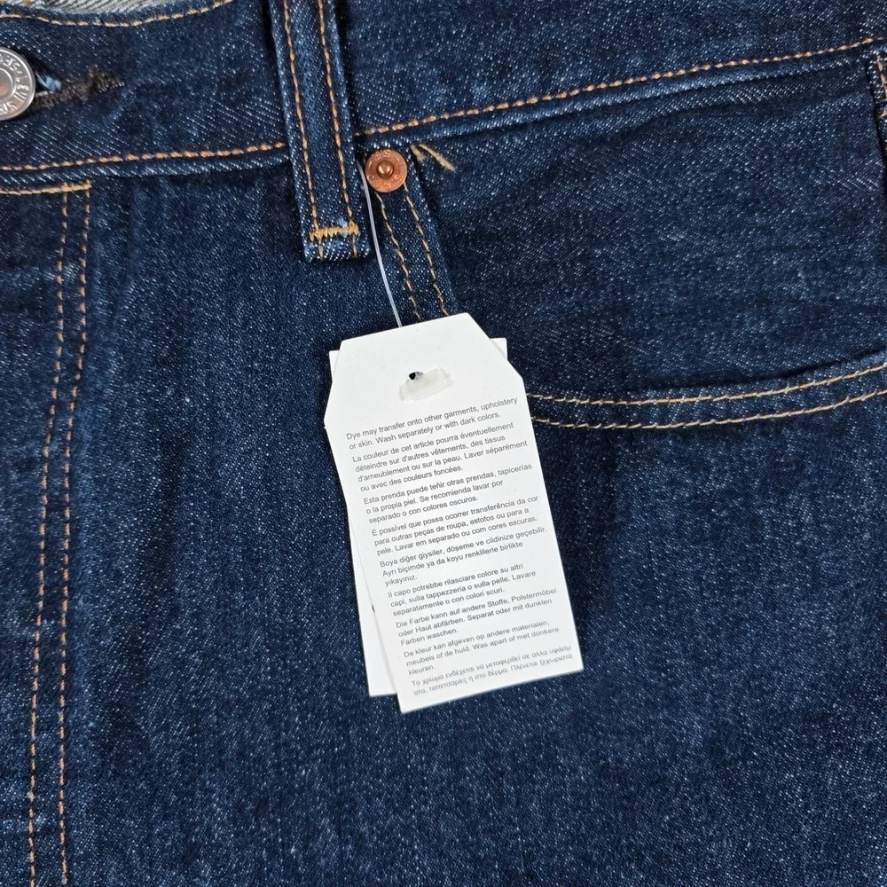 Levis 501 Mens Original Fit Straight Leg Button Fly Jeans Dark Wash 35x32 NEW